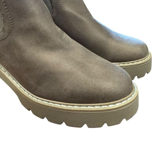 Revolve Dolce Vita Tobias Ankle Boots in Truffle NWOT - Picture 7 of 13